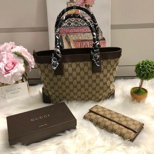 SOLD‼️Authentic Gucci bundle